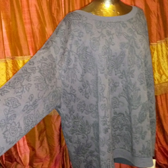 Sonoma Goods for Life+Style Floral design Long Sleeve Crewneck Sweatshirt - Gray - Picture 4 of 16